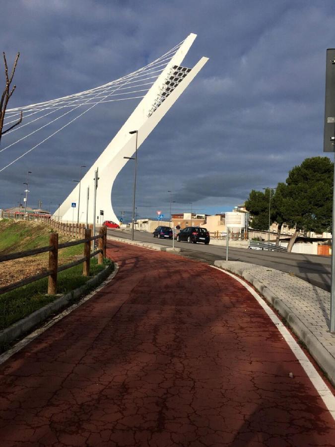 Casa Klimt Vicinissima Al Mare Parcheggio Privato Gratuito Se Disponibile Leilighet Pescara Eksteriør bilde