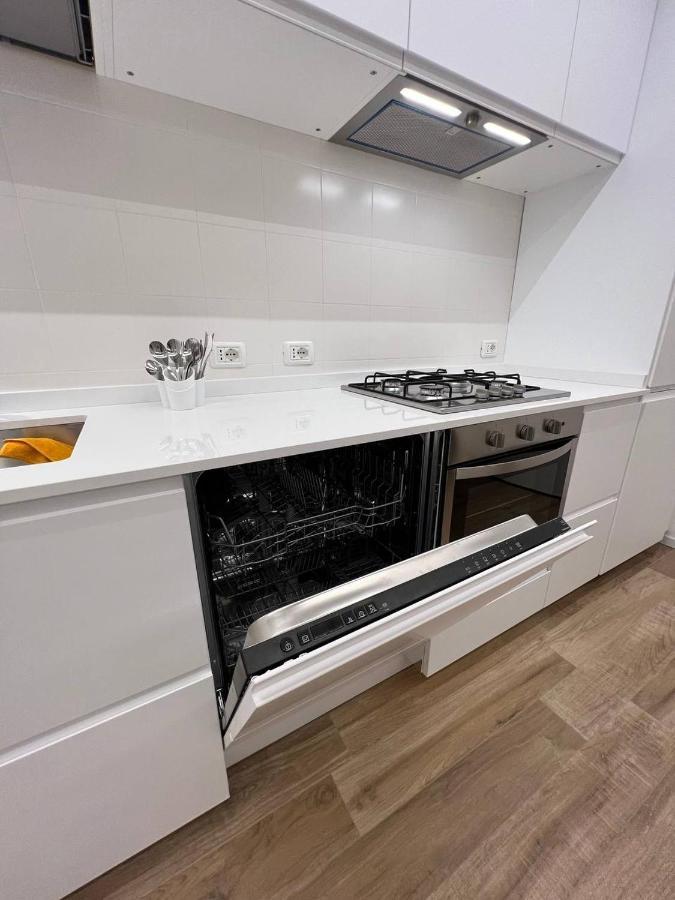 Casa Klimt Vicinissima Al Mare Parcheggio Privato Gratuito Se Disponibile Leilighet Pescara Eksteriør bilde